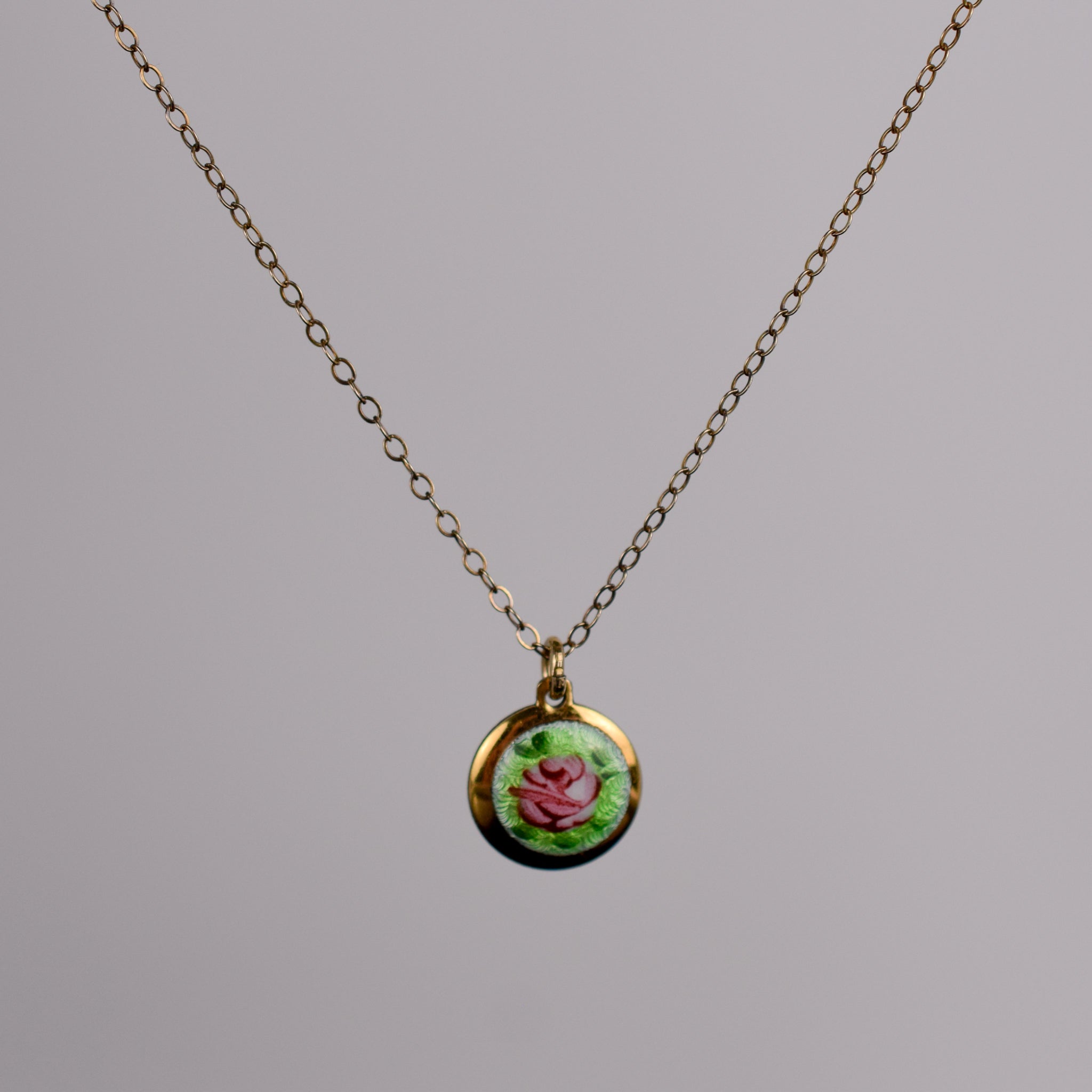 Charming Rose Necklace