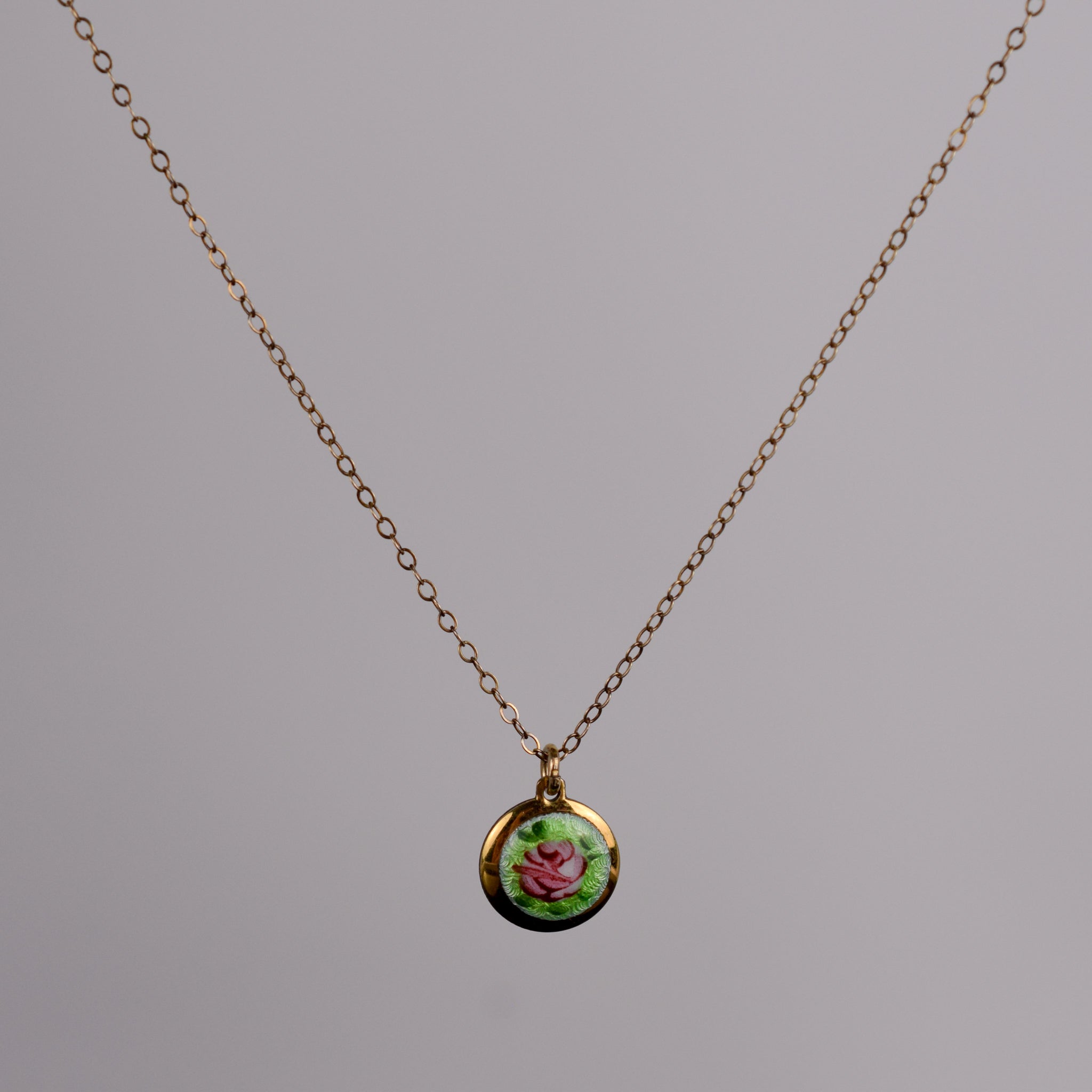 Charming Rose Necklace