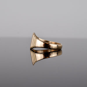 vintage gold signet ring, folklor