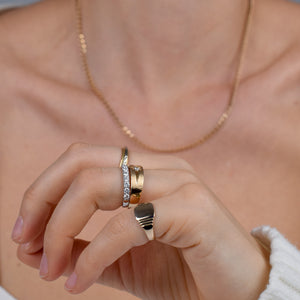 Sleek Signet Ring (10k)