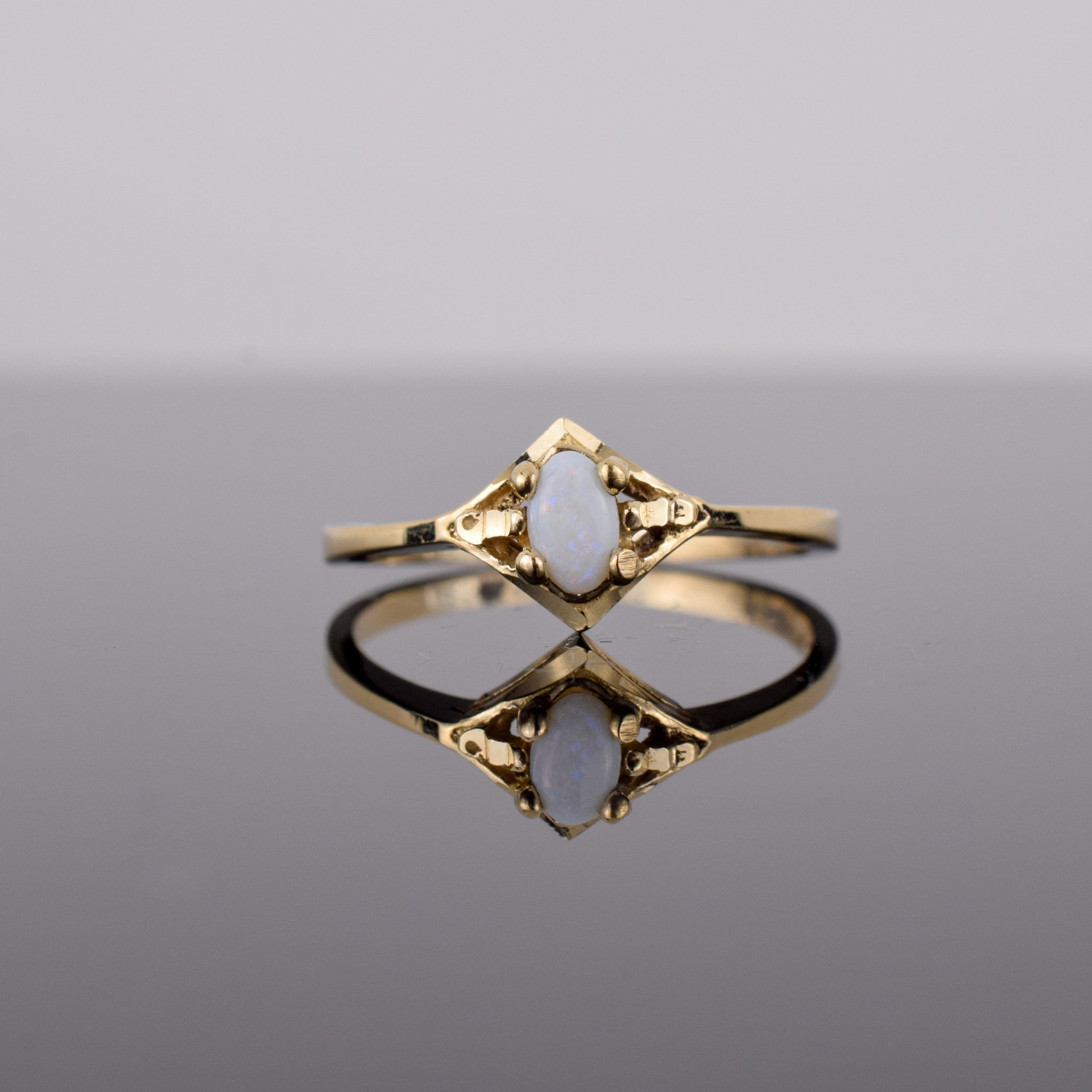 vintage opal ring, folklor 