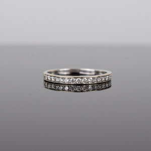 Dainty Diamond Band (14k)