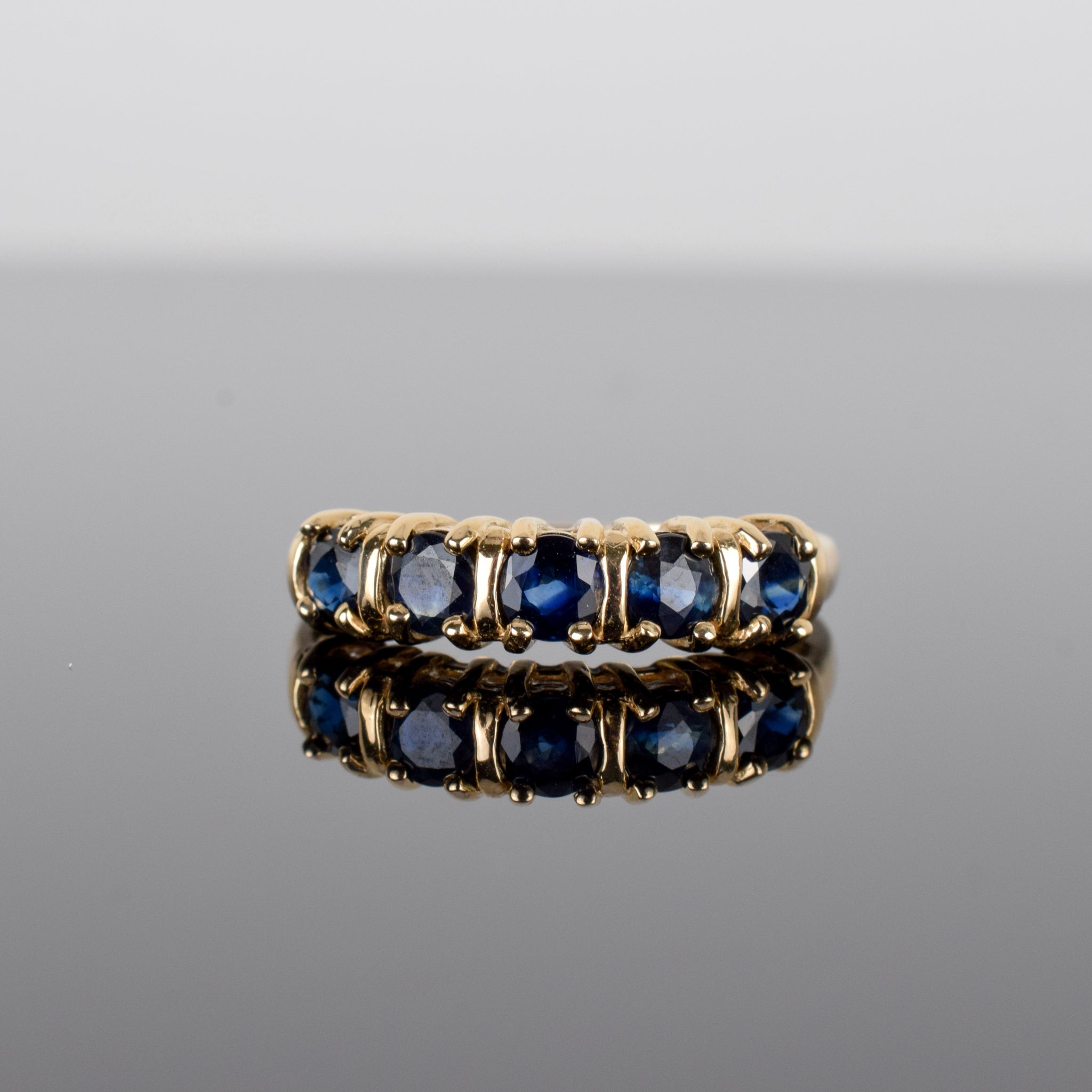 vintage gold and sapphire band, folklor