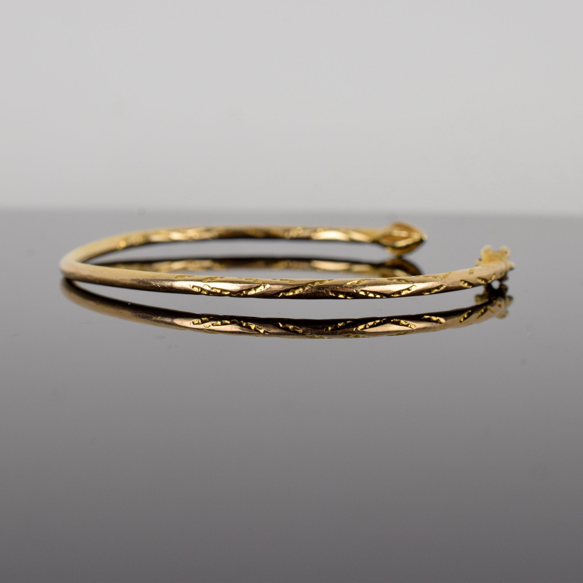 vintage gold bangle, folklor