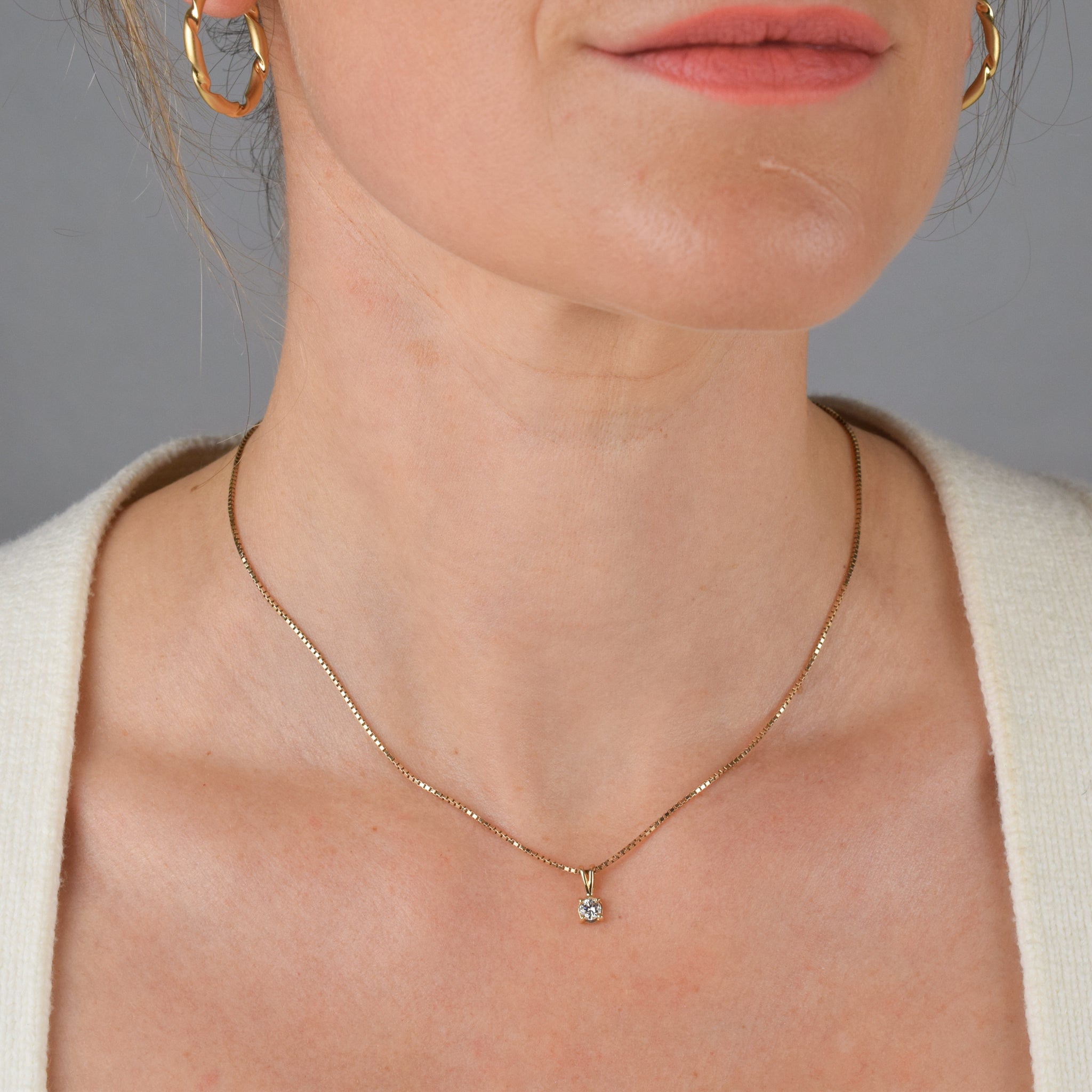 vintage diamond pendant, folklor