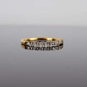 vintage dainty diamond band, folklor